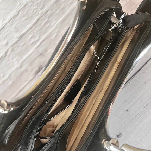 A.L.BENI- Black Patent Handbag with Braided Handles - Picture 5 of 9